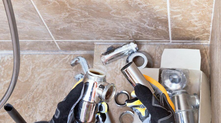 Professional gutter cleaning in Elton, LA